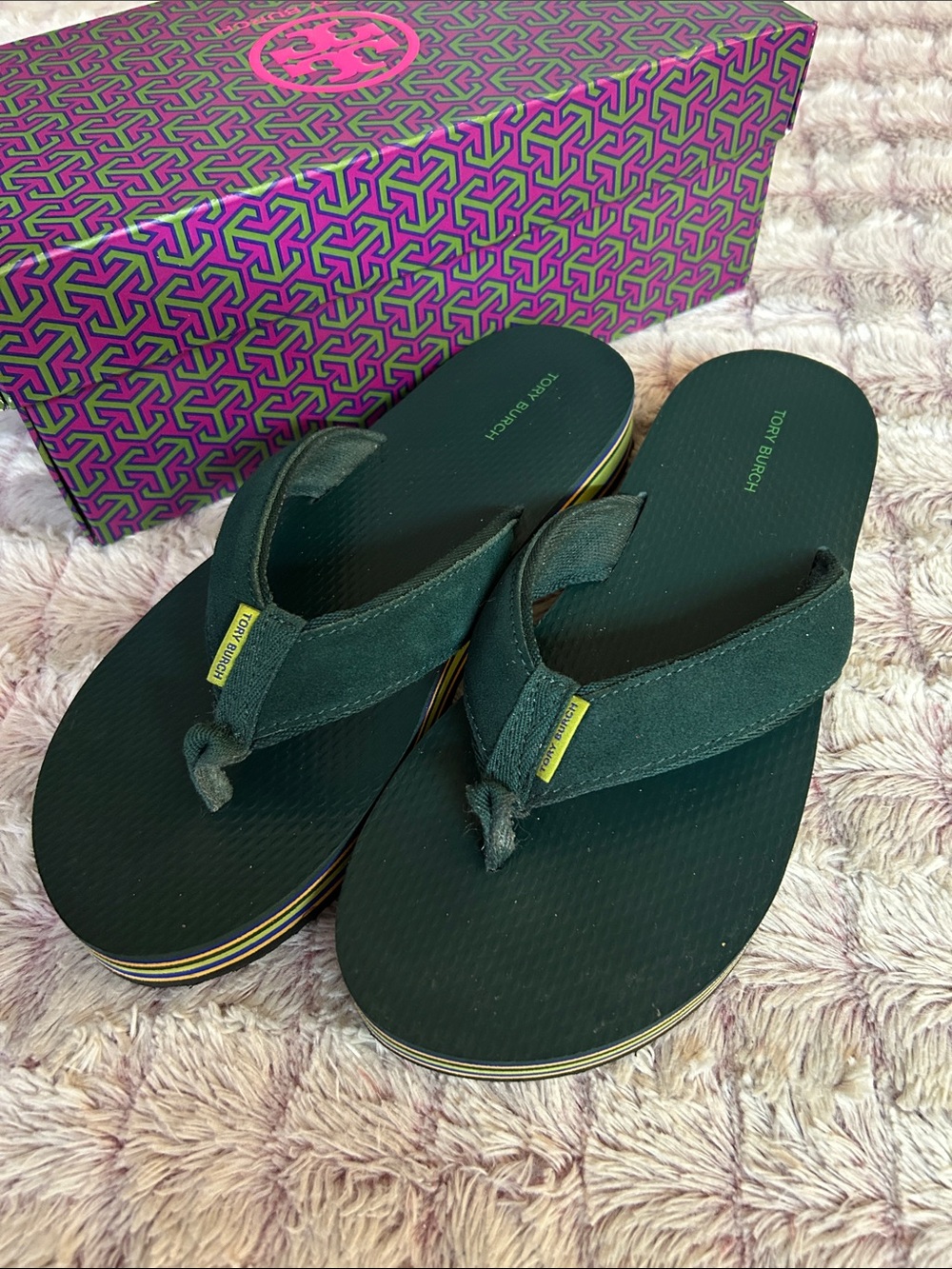 Tory Burch Dark Green Platform Thong Sandals with Striped Midsole size 10 new
